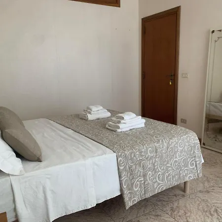 Πανσιόν Porta Napoli Λέτσε