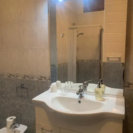 Porta Napoli 招待所